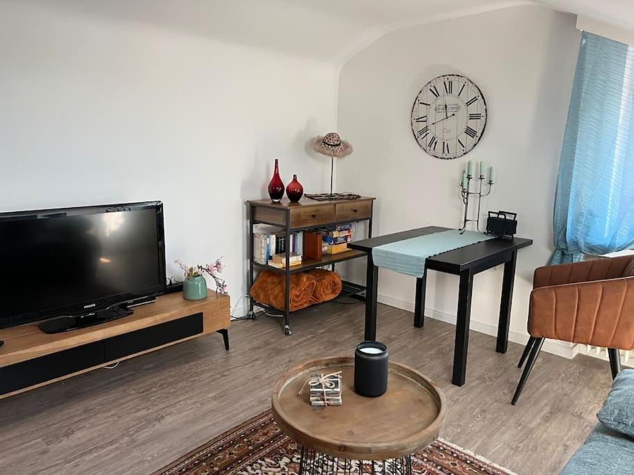 Gemuetliches Apartment Fuer Messe, Job & Kurzurlaub Im Gruenen, Naehe Duesseldorf Meerbusch Extérieur photo
